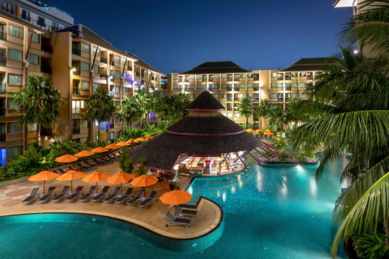נובוטל פוקט Novotel vintage – מלון בפאטונג ביץ'