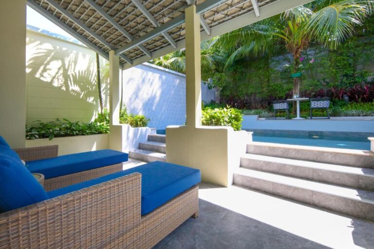 קראפט ריזורט אנד וילות CRAFT Resort & Villas Phuket Town