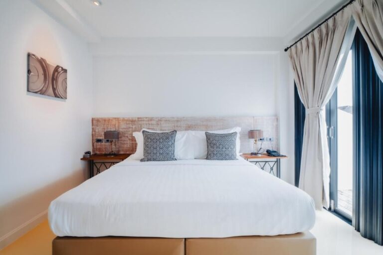 שינלור האוס Xinlor House Phuket Old Town